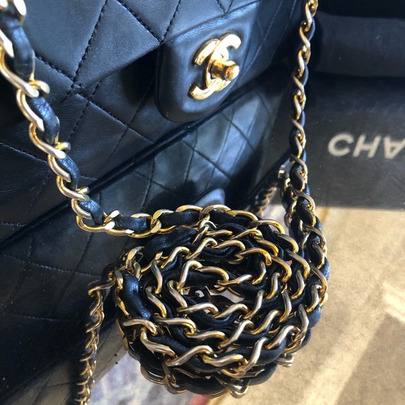 Chanel Medium 25 Double Flap Black with 24K Gold - Picture 4 of 15